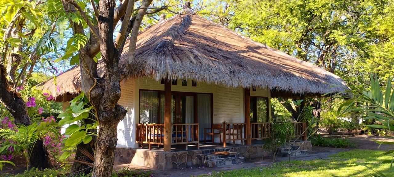 Amrita Maumere Resort Exterior photo