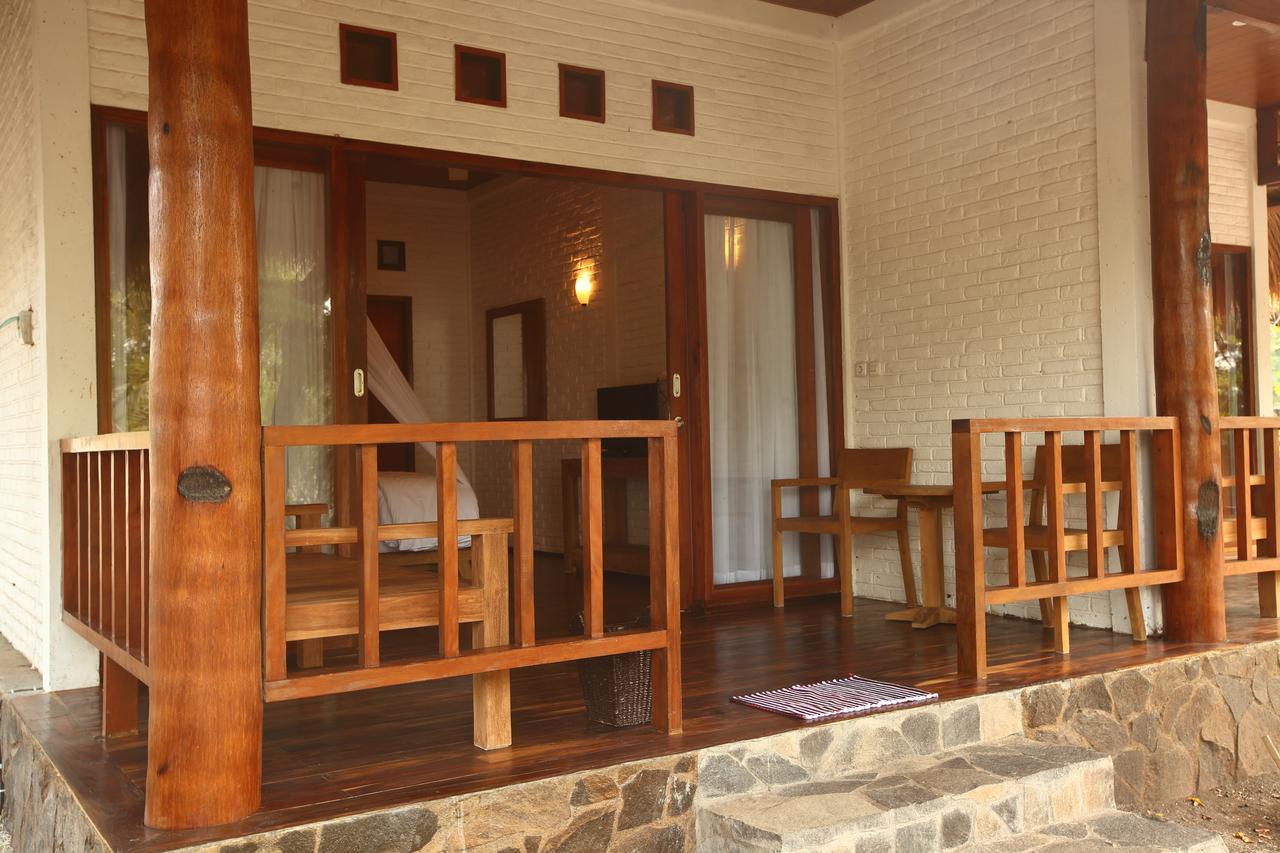 Amrita Maumere Resort Exterior photo